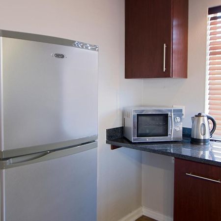 10 On Cape Self Catering Apartments Port Elizabeth Oda fotoğraf