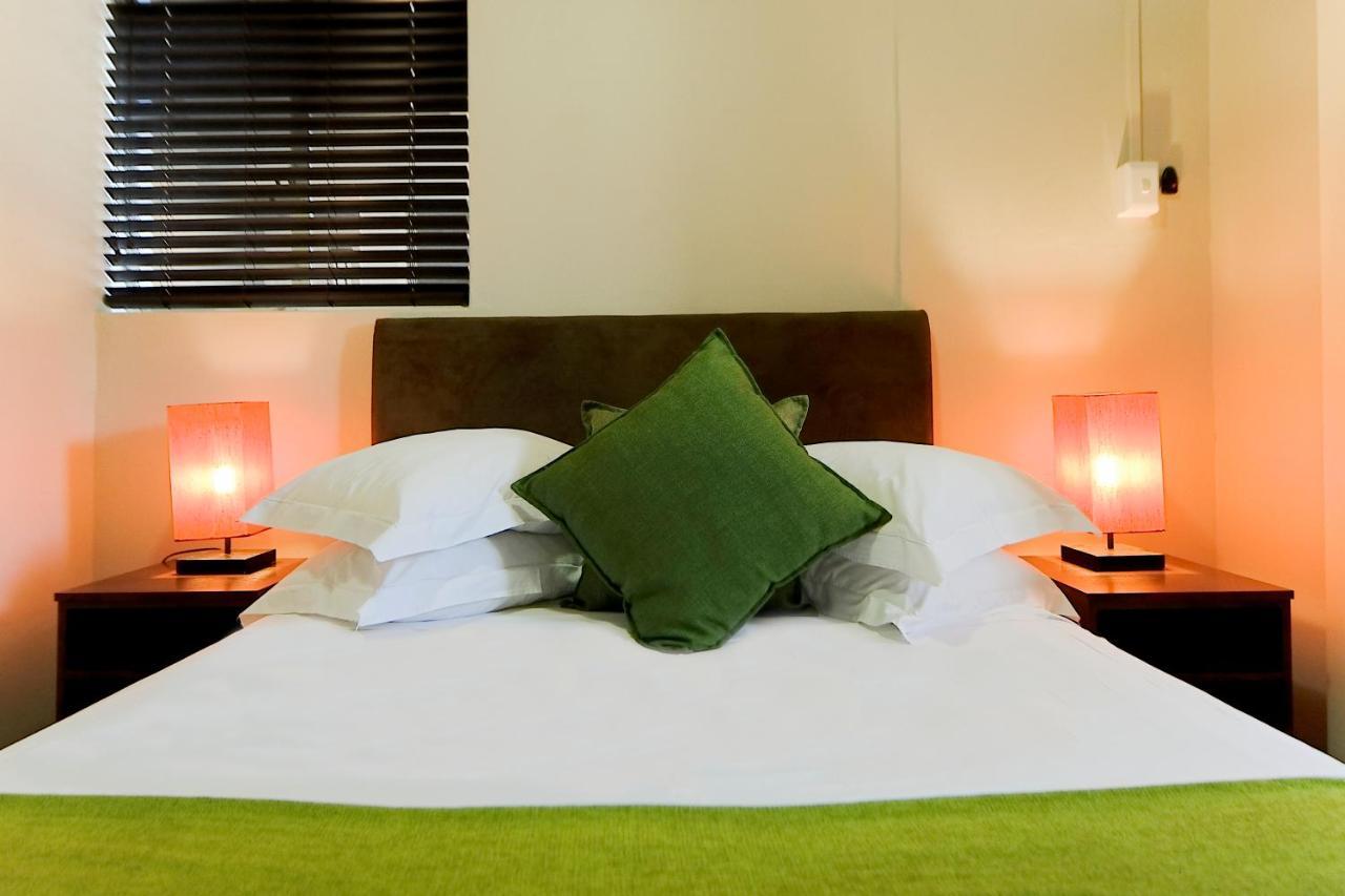 10 On Cape Self Catering Apartments Port Elizabeth Dış mekan fotoğraf