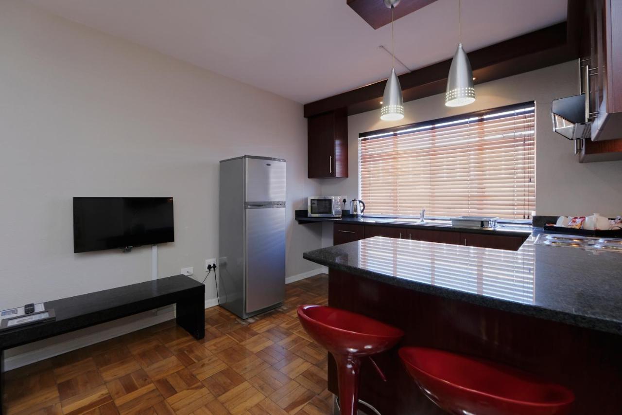 10 On Cape Self Catering Apartments Port Elizabeth Dış mekan fotoğraf