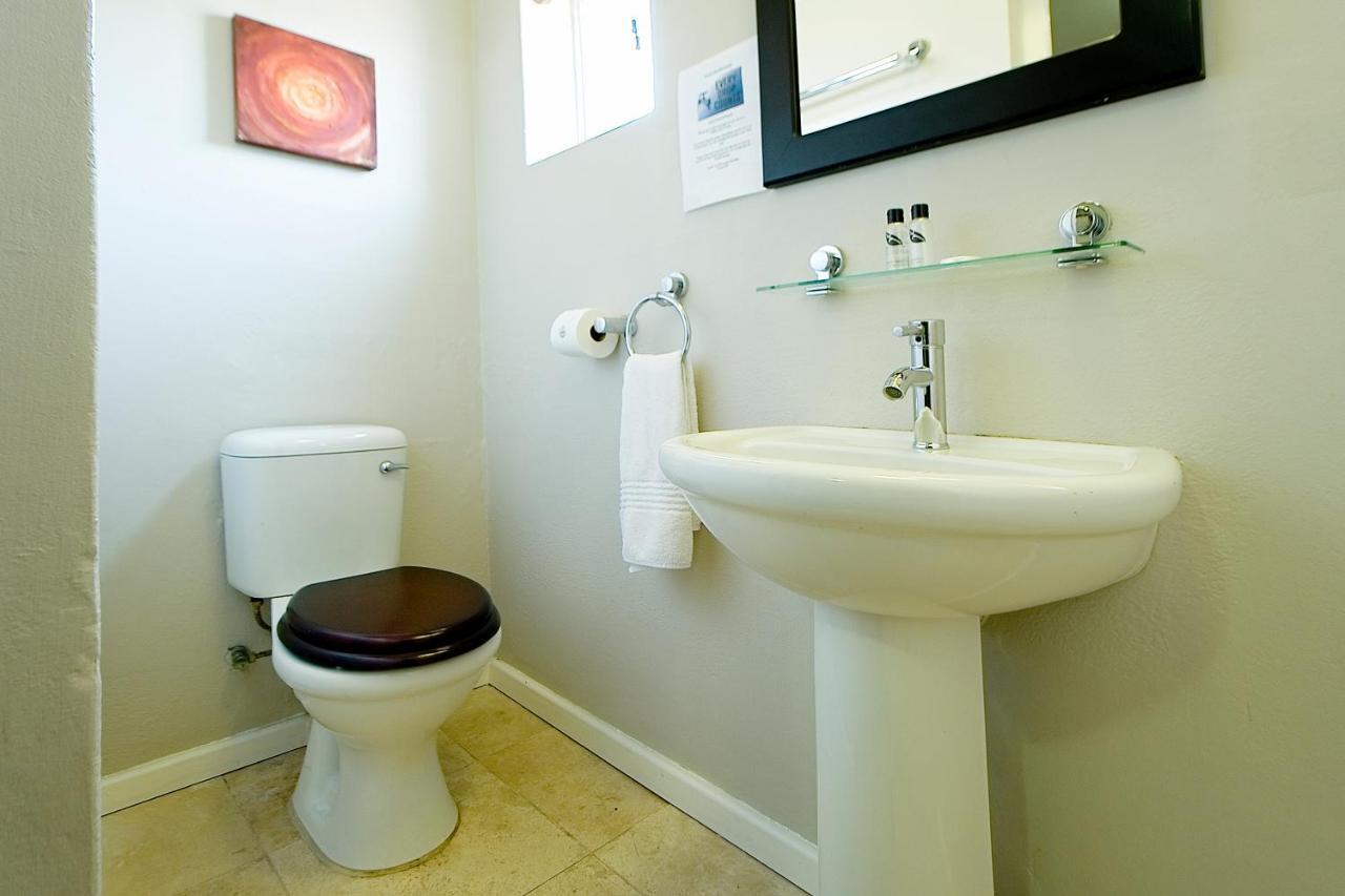 10 On Cape Self Catering Apartments Port Elizabeth Dış mekan fotoğraf