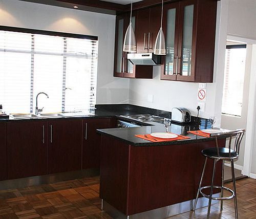 10 On Cape Self Catering Apartments Port Elizabeth Dış mekan fotoğraf